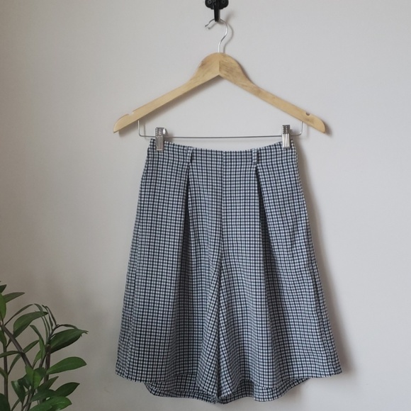 Vintage Navy and White Gingham Soft Short - Picture 2 of 5